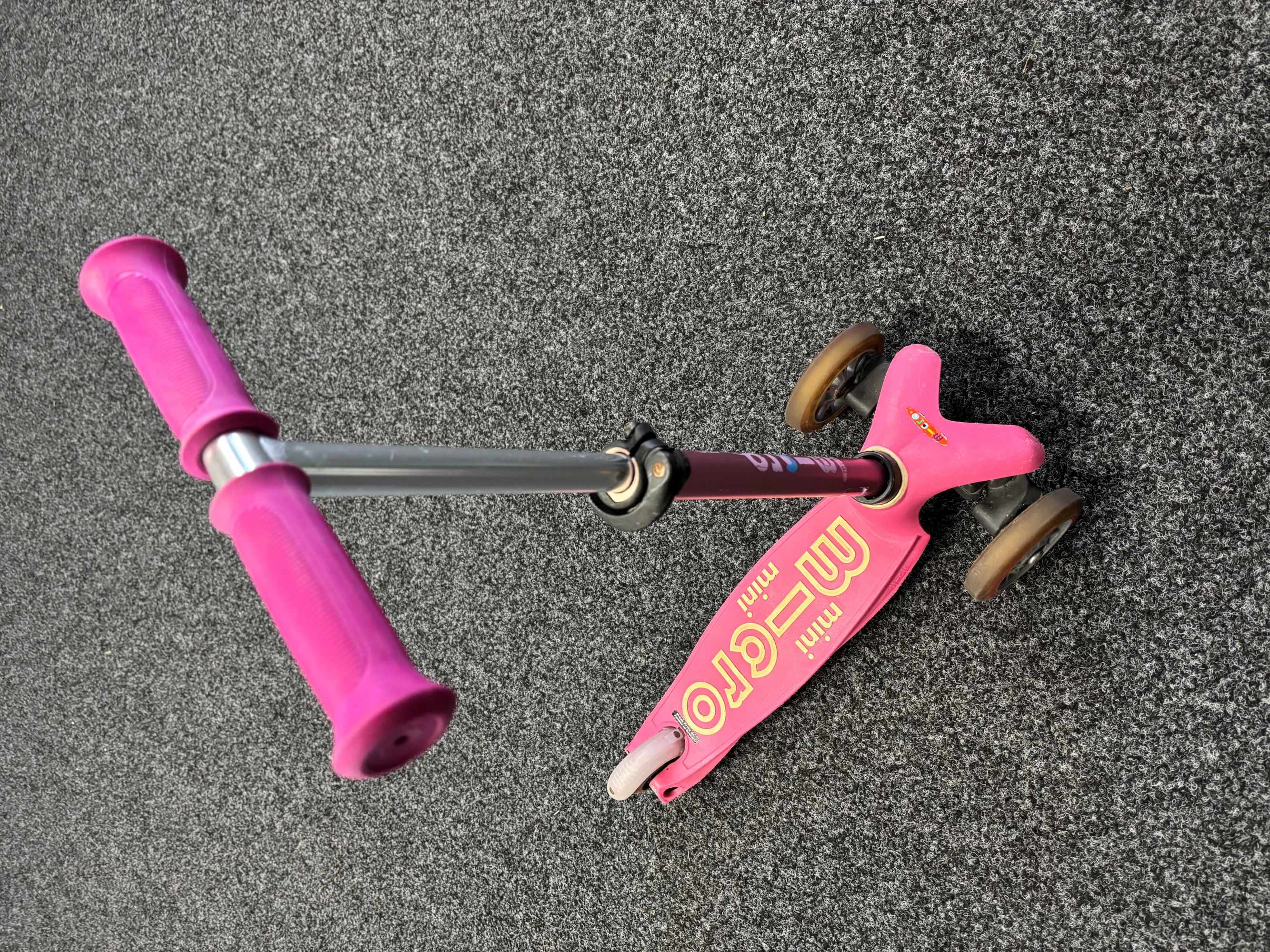 Micro Mini Scooter, Hot Pink (Adjustable handle)