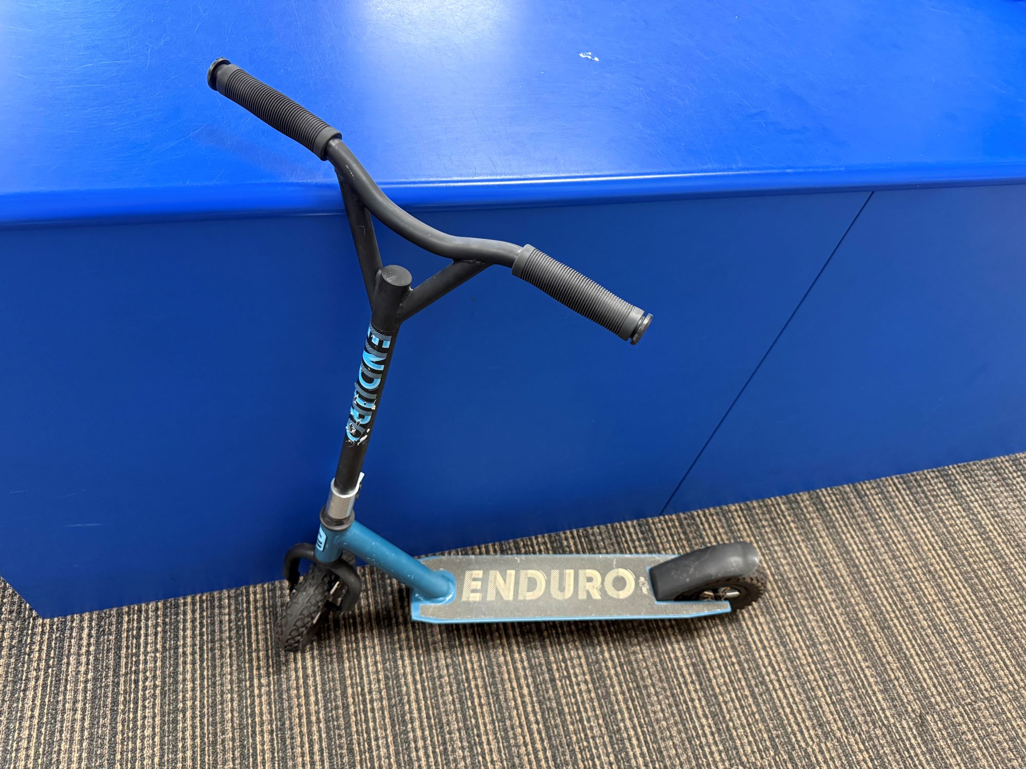 Enduro Dirt Scooter 2 (7+ years)