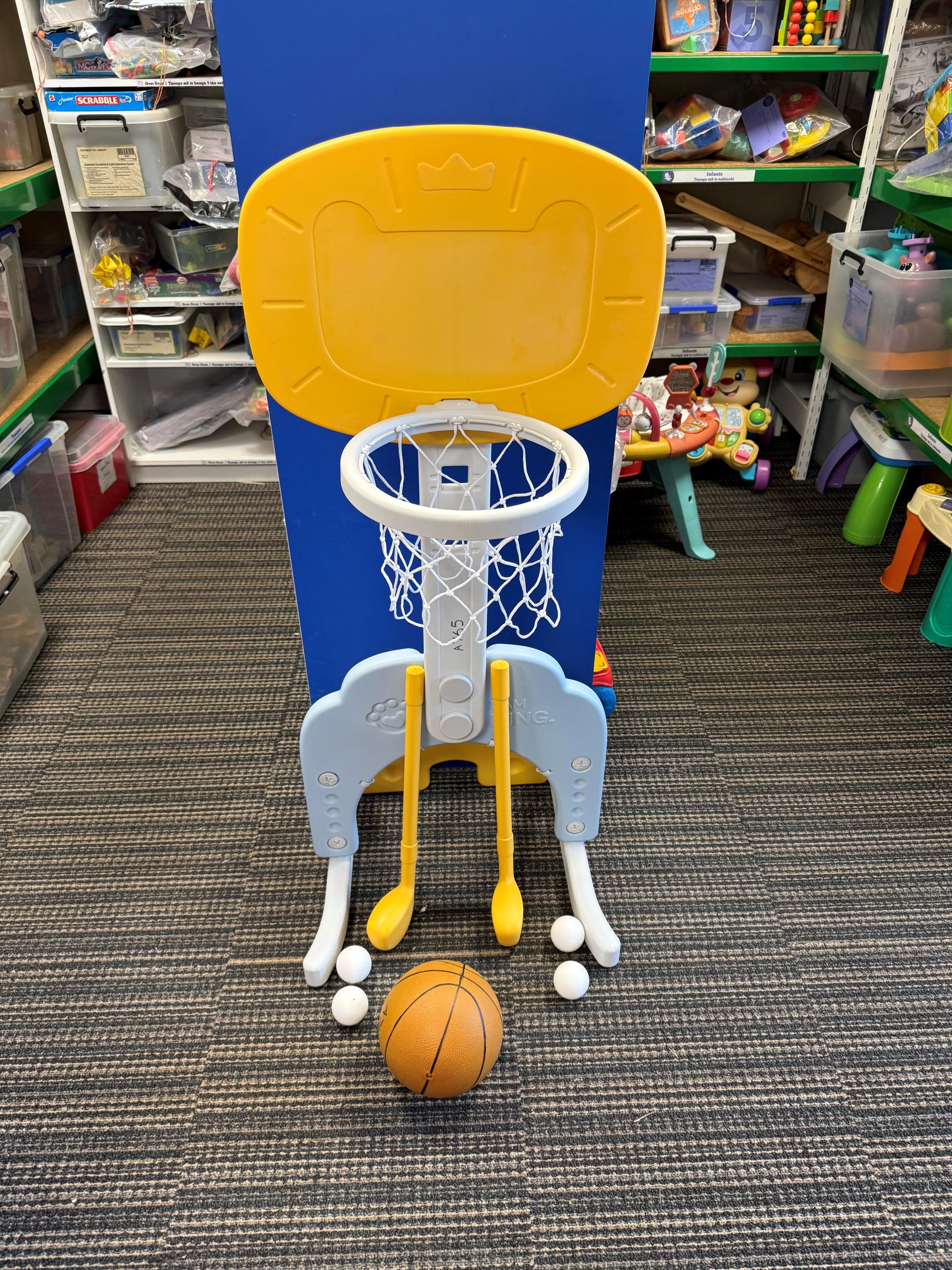 Basketball hoop and mini golf set