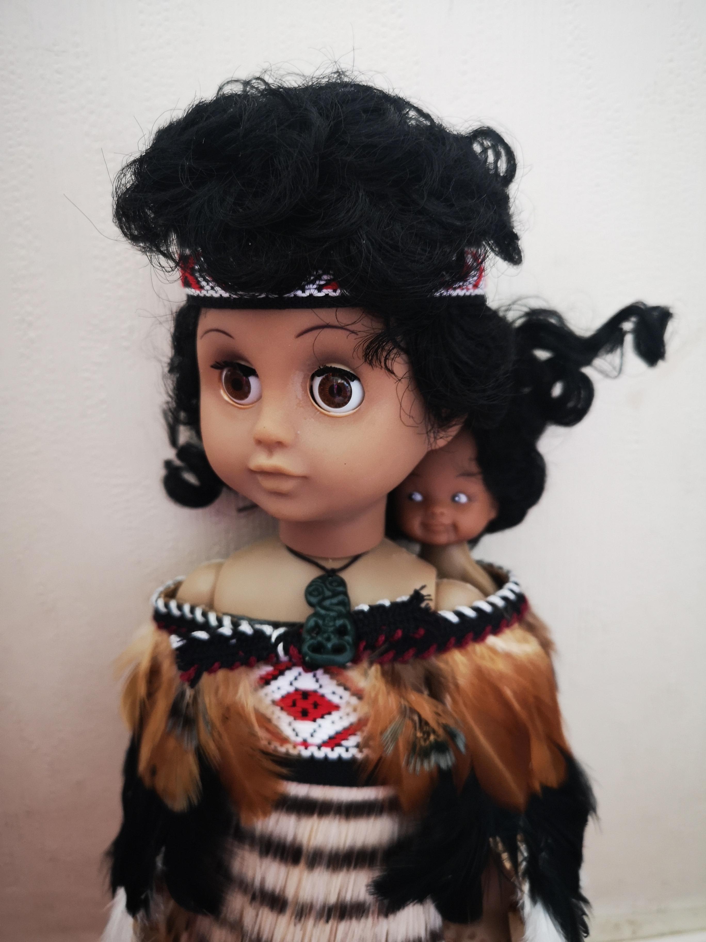 Māori Doll with Pēpē