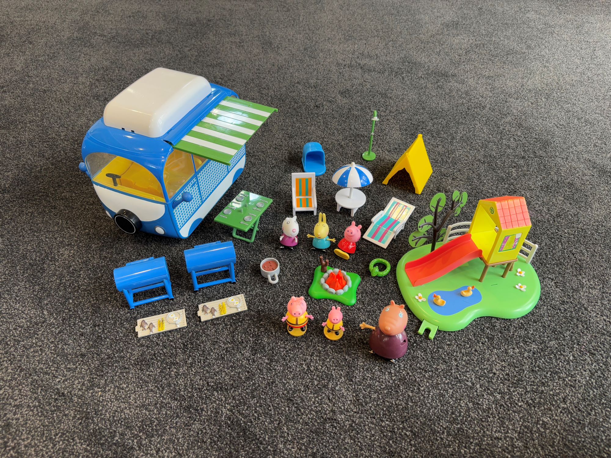 Peppa Pig Camper and Playground